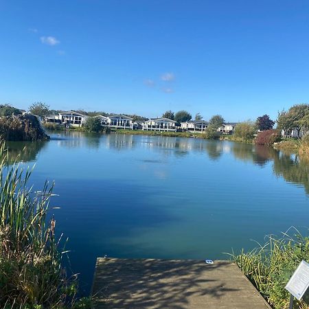 Hot Tub. Countryside. Coast. 5* Patrington Haven Leisure Park, East Yorkshire Villa Buitenkant foto